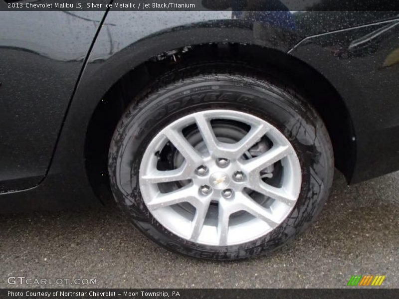 Silver Ice Metallic / Jet Black/Titanium 2013 Chevrolet Malibu LS
