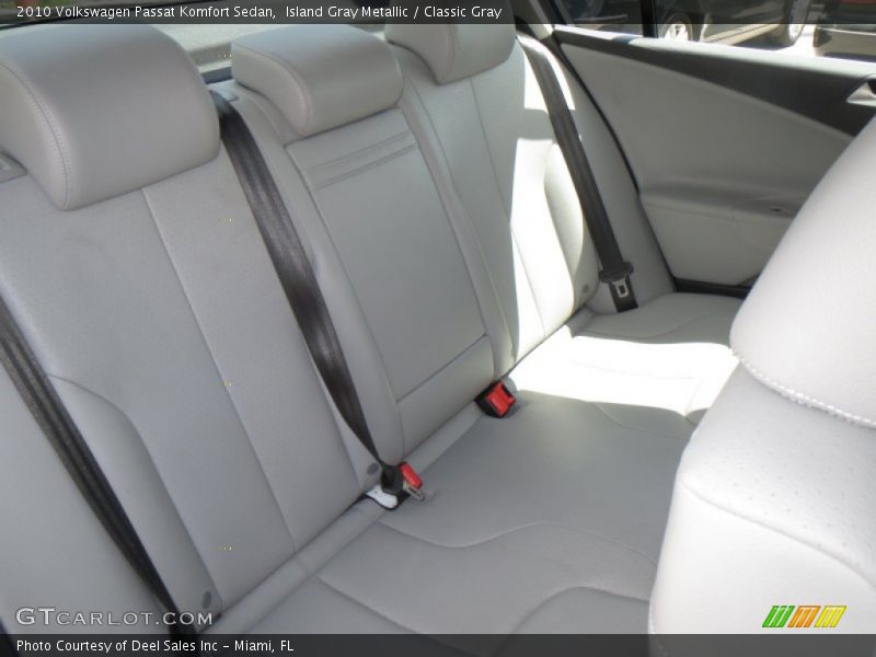 Island Gray Metallic / Classic Gray 2010 Volkswagen Passat Komfort Sedan