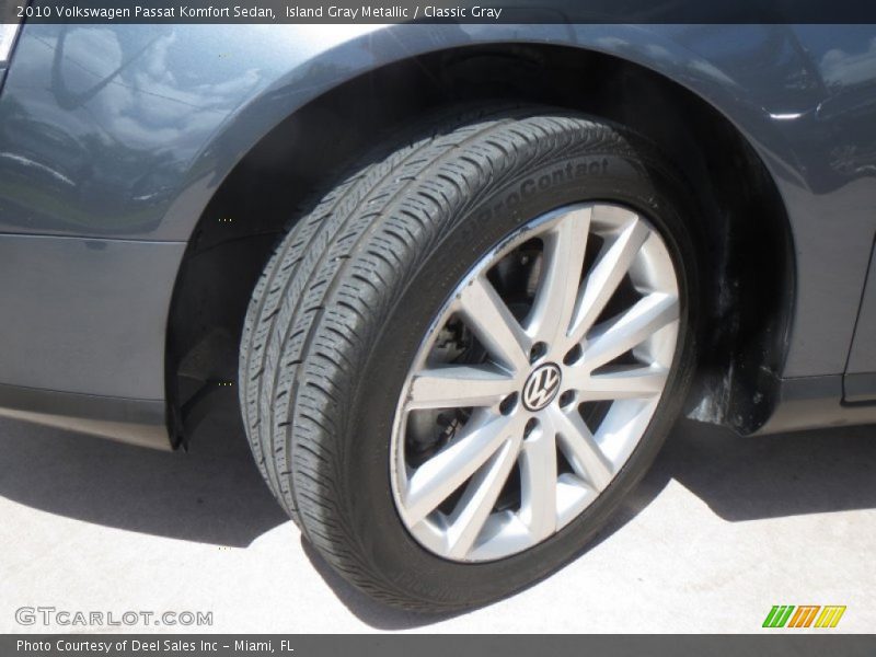 Island Gray Metallic / Classic Gray 2010 Volkswagen Passat Komfort Sedan