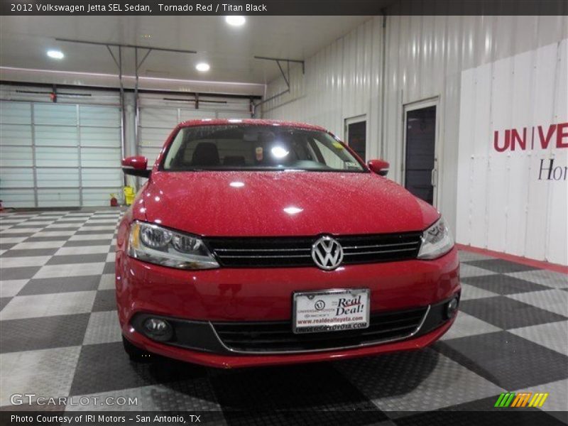 Tornado Red / Titan Black 2012 Volkswagen Jetta SEL Sedan