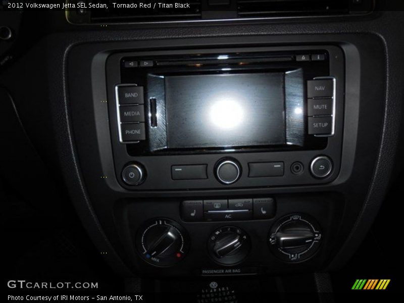 Tornado Red / Titan Black 2012 Volkswagen Jetta SEL Sedan