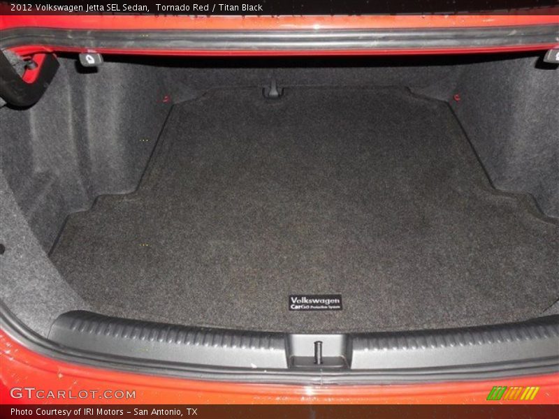 Tornado Red / Titan Black 2012 Volkswagen Jetta SEL Sedan