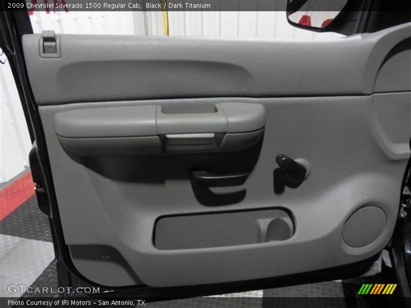 Black / Dark Titanium 2009 Chevrolet Silverado 1500 Regular Cab