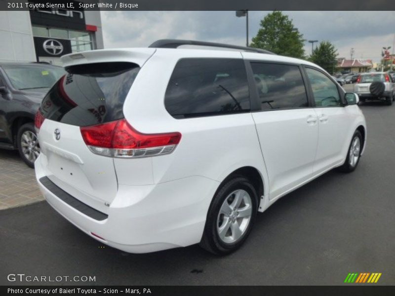 Super White / Bisque 2011 Toyota Sienna LE