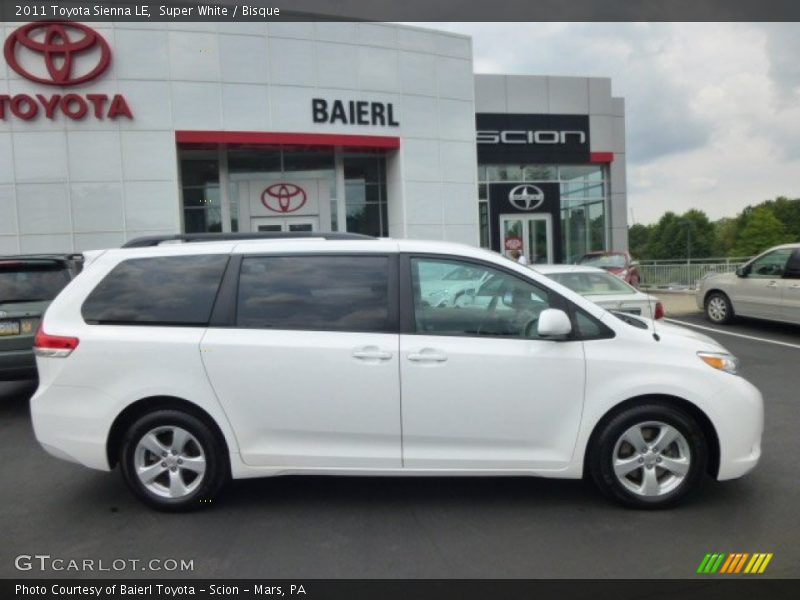 Super White / Bisque 2011 Toyota Sienna LE