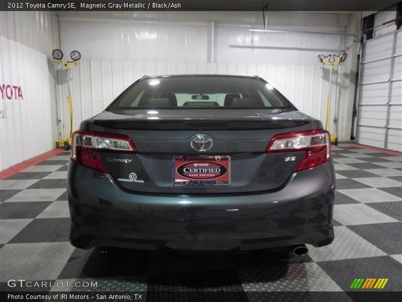 Magnetic Gray Metallic / Black/Ash 2012 Toyota Camry SE