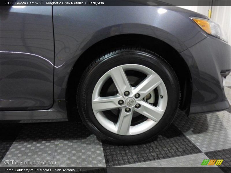 Magnetic Gray Metallic / Black/Ash 2012 Toyota Camry SE