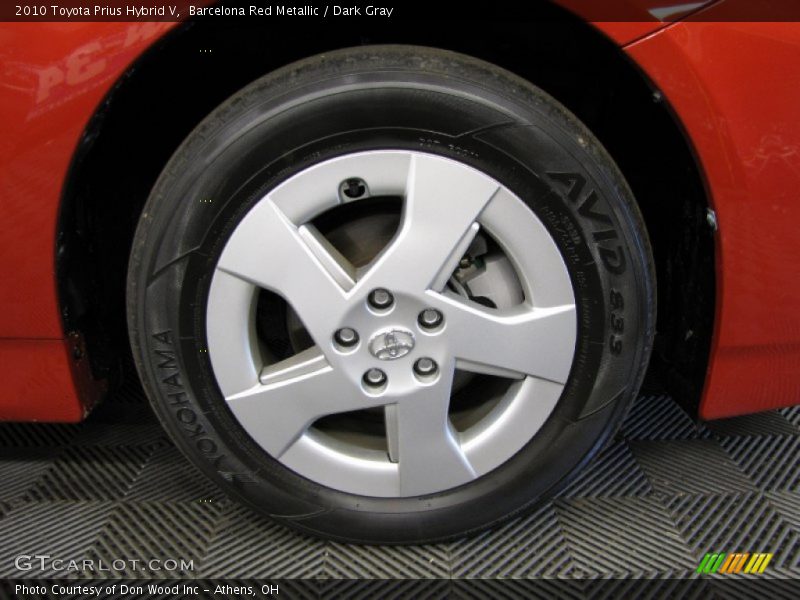 Barcelona Red Metallic / Dark Gray 2010 Toyota Prius Hybrid V