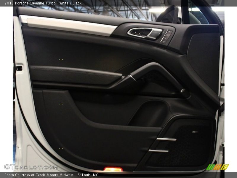 White / Black 2013 Porsche Cayenne Turbo