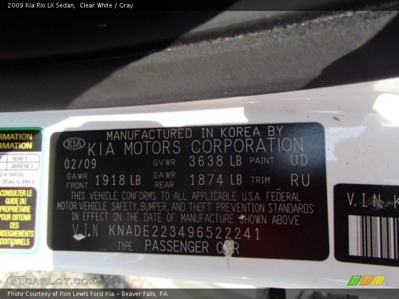 Clear White / Gray 2009 Kia Rio LX Sedan
