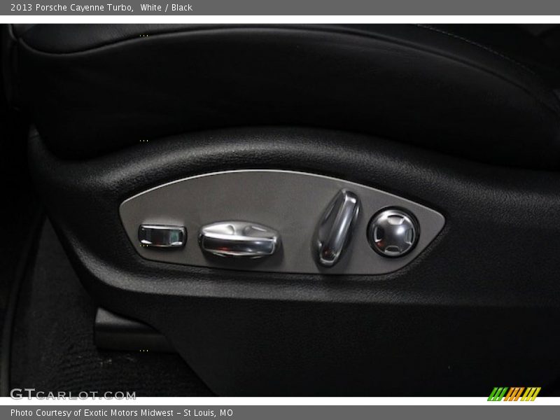 White / Black 2013 Porsche Cayenne Turbo