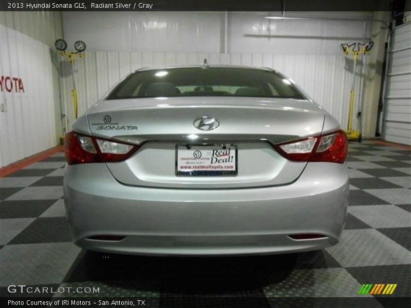 Radiant Silver / Gray 2013 Hyundai Sonata GLS