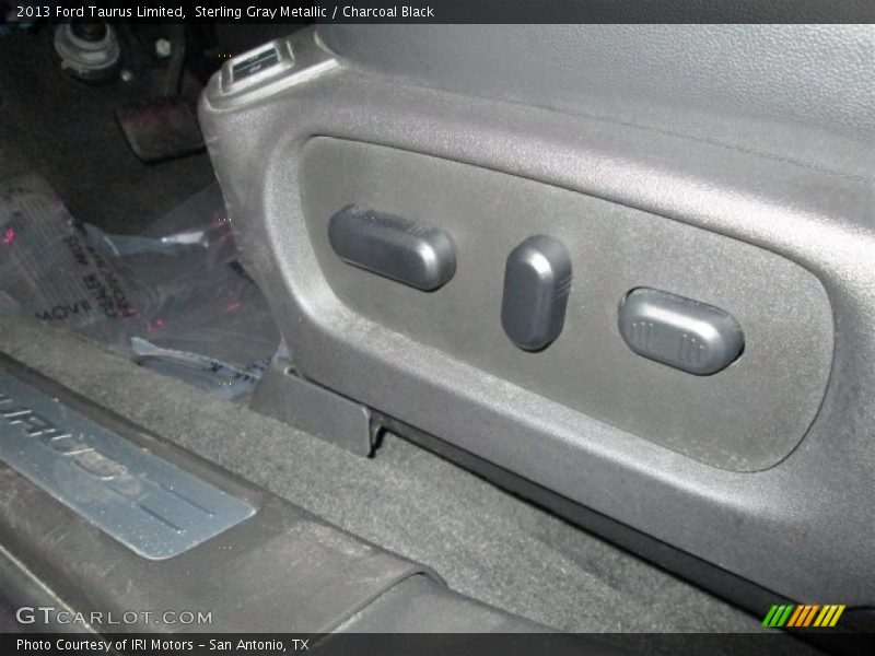 Sterling Gray Metallic / Charcoal Black 2013 Ford Taurus Limited