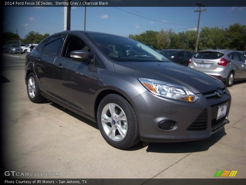 Sterling Gray / Charcoal Black 2014 Ford Focus SE Sedan