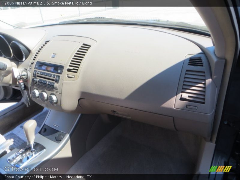 Smoke Metallic / Blond 2006 Nissan Altima 2.5 S