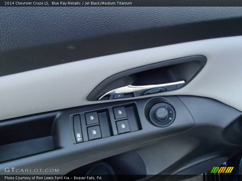 Blue Ray Metallic / Jet Black/Medium Titanium 2014 Chevrolet Cruze LS