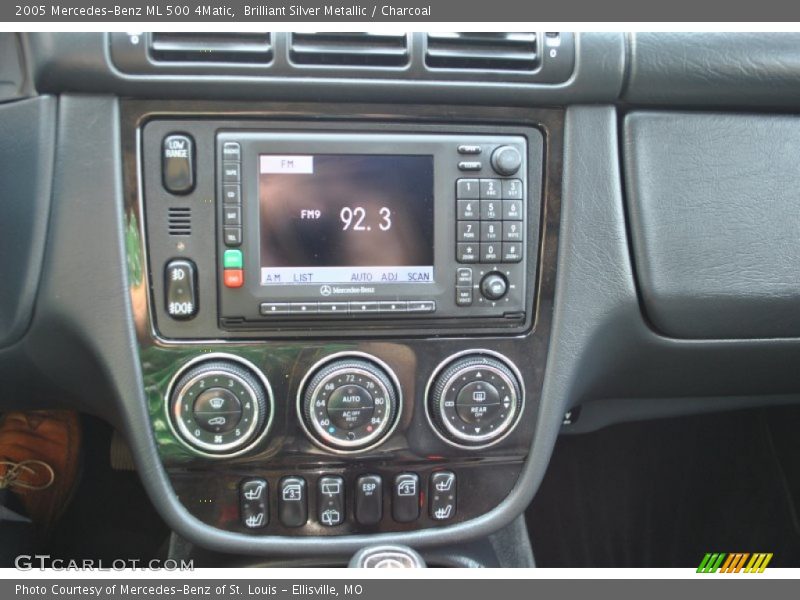 Brilliant Silver Metallic / Charcoal 2005 Mercedes-Benz ML 500 4Matic