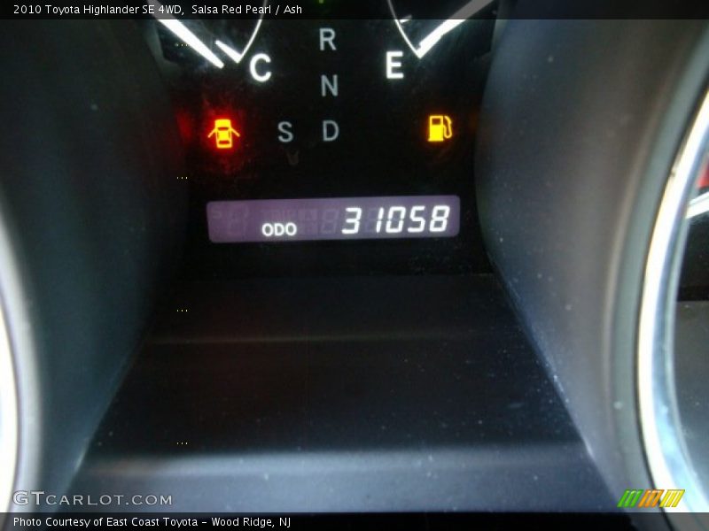 Salsa Red Pearl / Ash 2010 Toyota Highlander SE 4WD