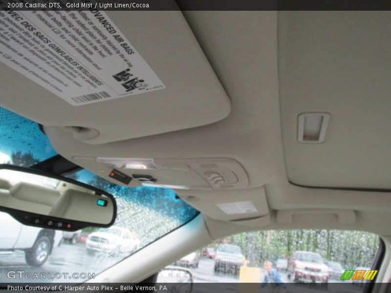 Gold Mist / Light Linen/Cocoa 2008 Cadillac DTS