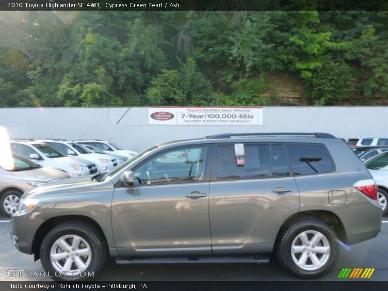 Cypress Green Pearl / Ash 2010 Toyota Highlander SE 4WD