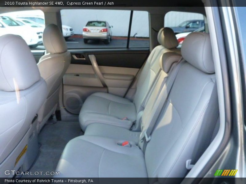 Cypress Green Pearl / Ash 2010 Toyota Highlander SE 4WD
