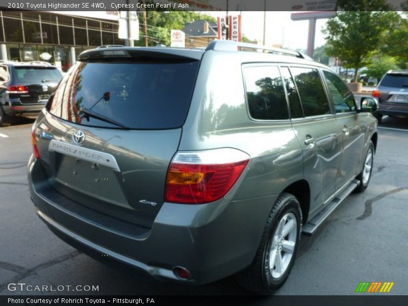 Cypress Green Pearl / Ash 2010 Toyota Highlander SE 4WD