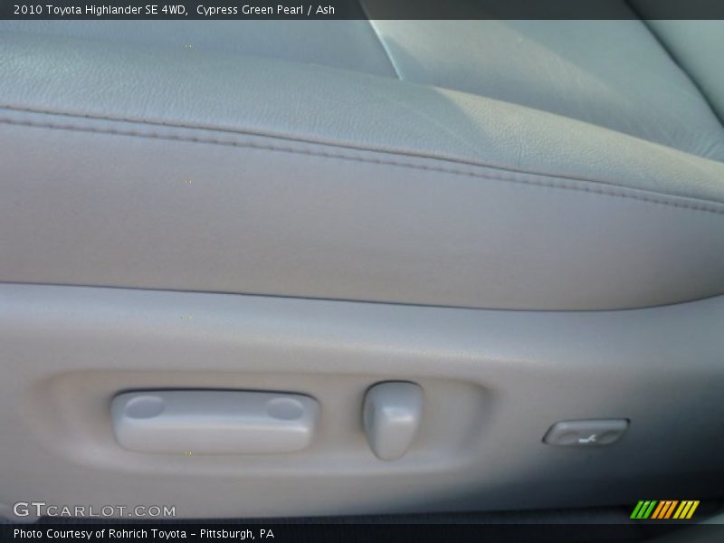 Cypress Green Pearl / Ash 2010 Toyota Highlander SE 4WD