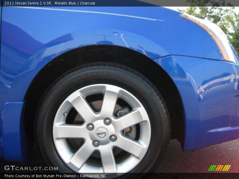 Metallic Blue / Charcoal 2011 Nissan Sentra 2.0 SR