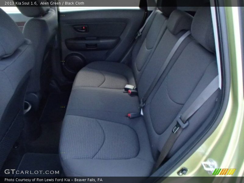 Alien Green / Black Cloth 2013 Kia Soul 1.6