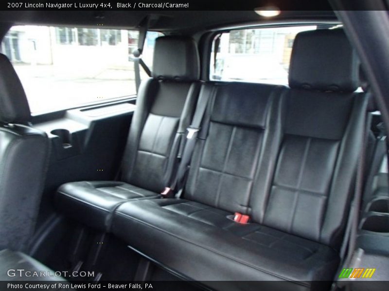 Black / Charcoal/Caramel 2007 Lincoln Navigator L Luxury 4x4