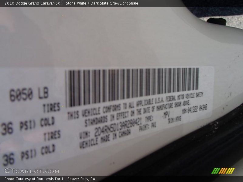 Stone White / Dark Slate Gray/Light Shale 2010 Dodge Grand Caravan SXT