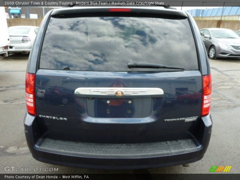 Modern Blue Pearl / Medium Slate Gray/Light Shale 2009 Chrysler Town & Country Touring