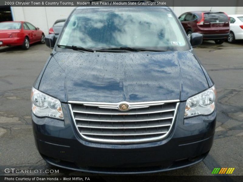 Modern Blue Pearl / Medium Slate Gray/Light Shale 2009 Chrysler Town & Country Touring