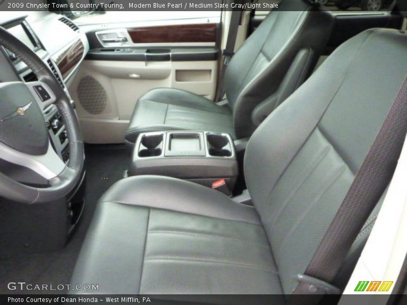 Modern Blue Pearl / Medium Slate Gray/Light Shale 2009 Chrysler Town & Country Touring