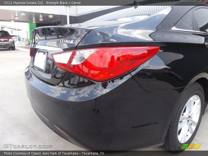Midnight Black / Camel 2011 Hyundai Sonata GLS