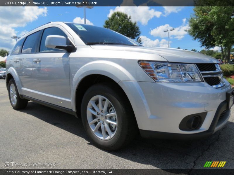 Front 3/4 View of 2014 Journey SXT