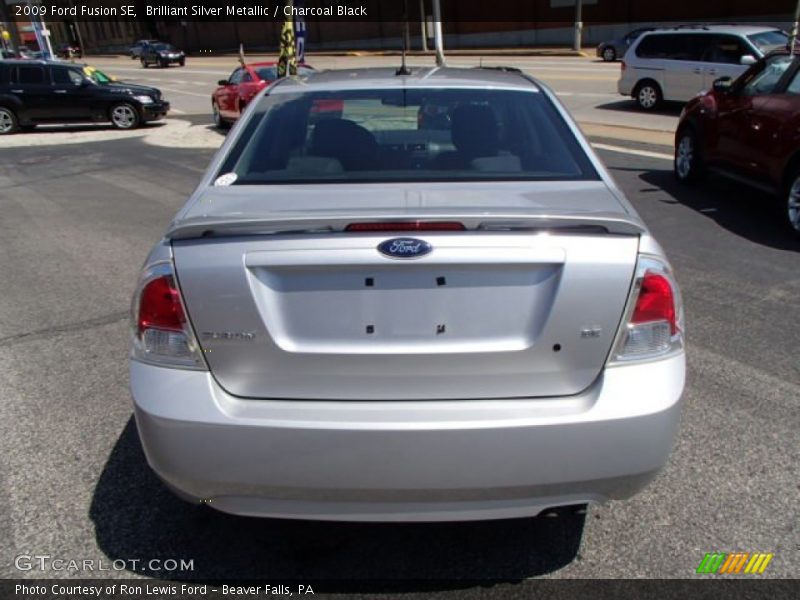 Brilliant Silver Metallic / Charcoal Black 2009 Ford Fusion SE