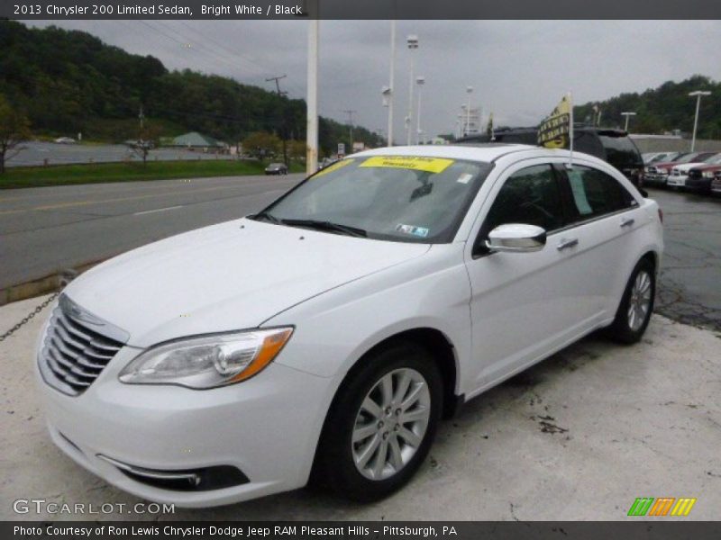 Bright White / Black 2013 Chrysler 200 Limited Sedan