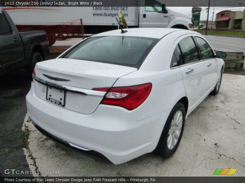 Bright White / Black 2013 Chrysler 200 Limited Sedan