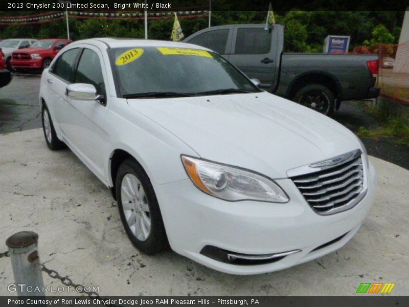 Bright White / Black 2013 Chrysler 200 Limited Sedan