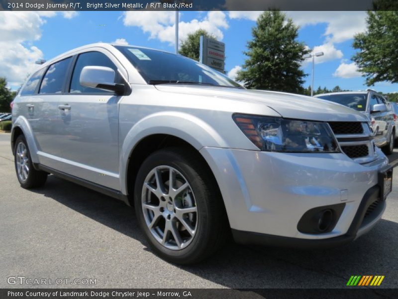 Front 3/4 View of 2014 Journey R/T