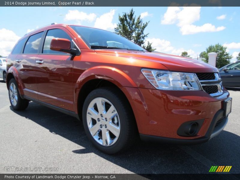 Front 3/4 View of 2014 Journey Limited