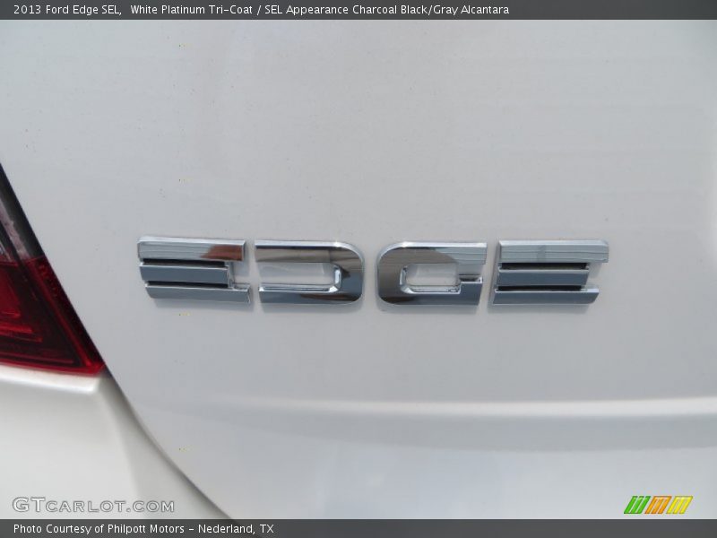 White Platinum Tri-Coat / SEL Appearance Charcoal Black/Gray Alcantara 2013 Ford Edge SEL