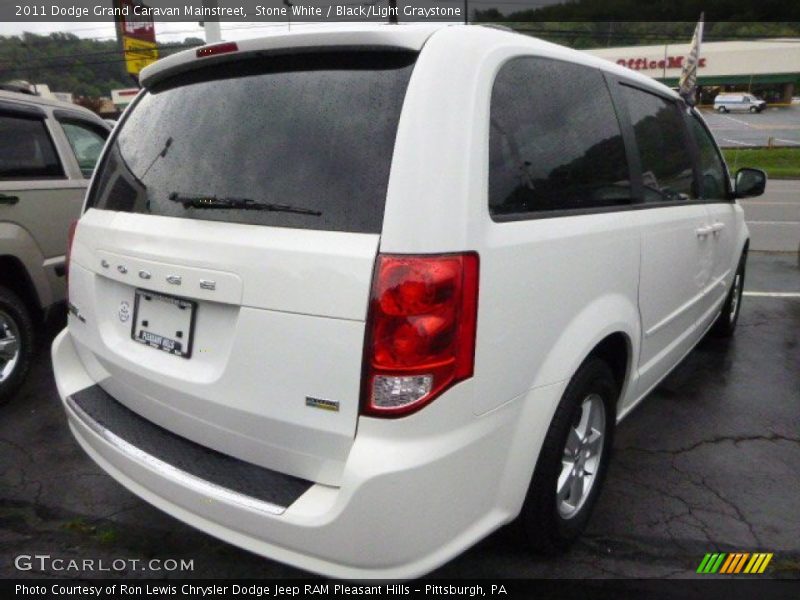 Stone White / Black/Light Graystone 2011 Dodge Grand Caravan Mainstreet