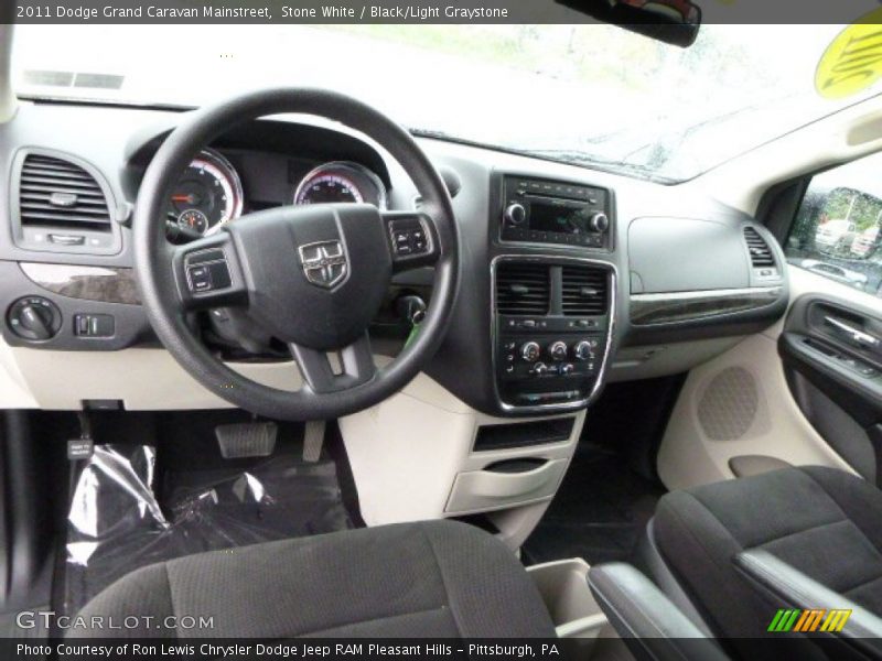 Stone White / Black/Light Graystone 2011 Dodge Grand Caravan Mainstreet