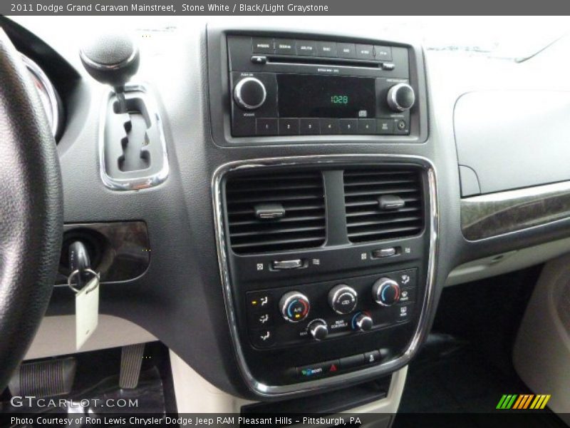 Controls of 2011 Grand Caravan Mainstreet