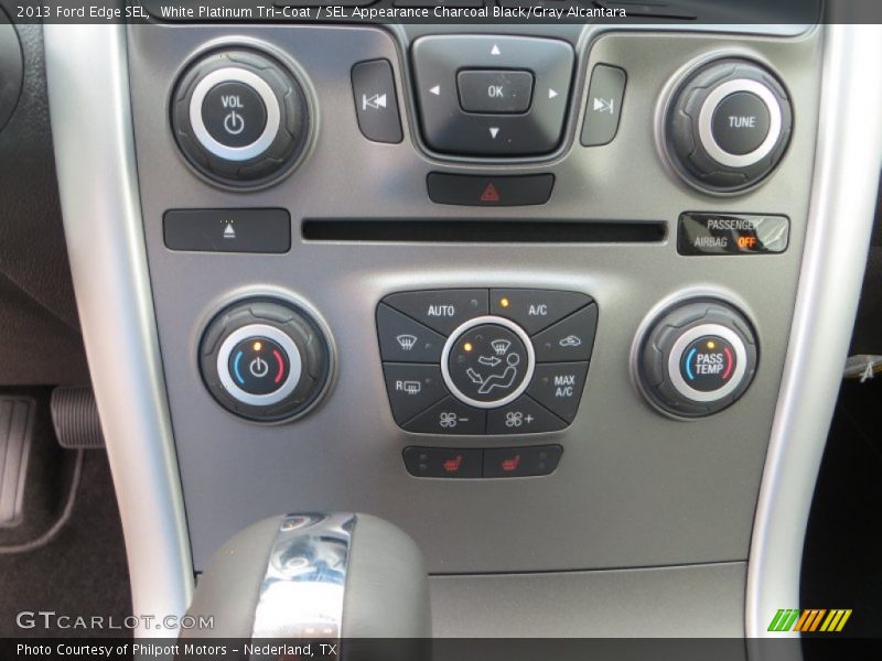White Platinum Tri-Coat / SEL Appearance Charcoal Black/Gray Alcantara 2013 Ford Edge SEL