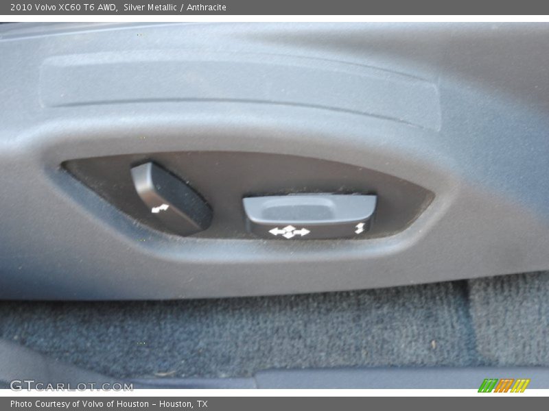 Silver Metallic / Anthracite 2010 Volvo XC60 T6 AWD