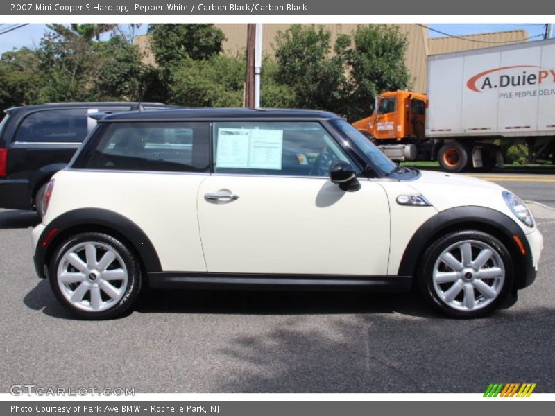 Pepper White / Carbon Black/Carbon Black 2007 Mini Cooper S Hardtop