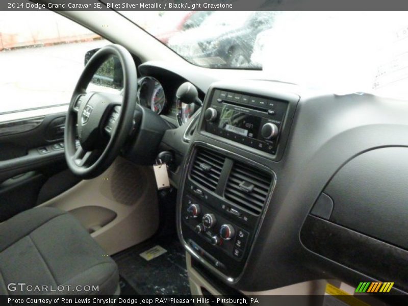 Dashboard of 2014 Grand Caravan SE